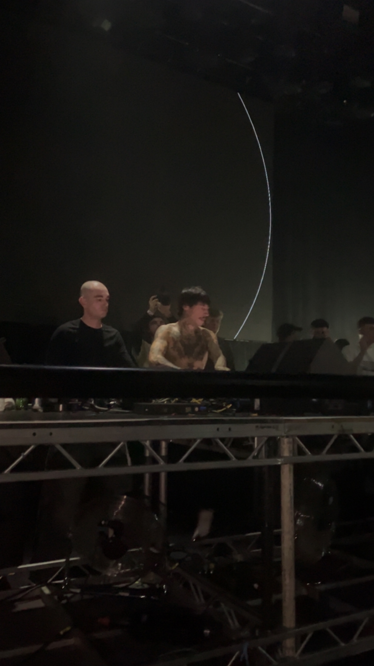 blk. Live 1