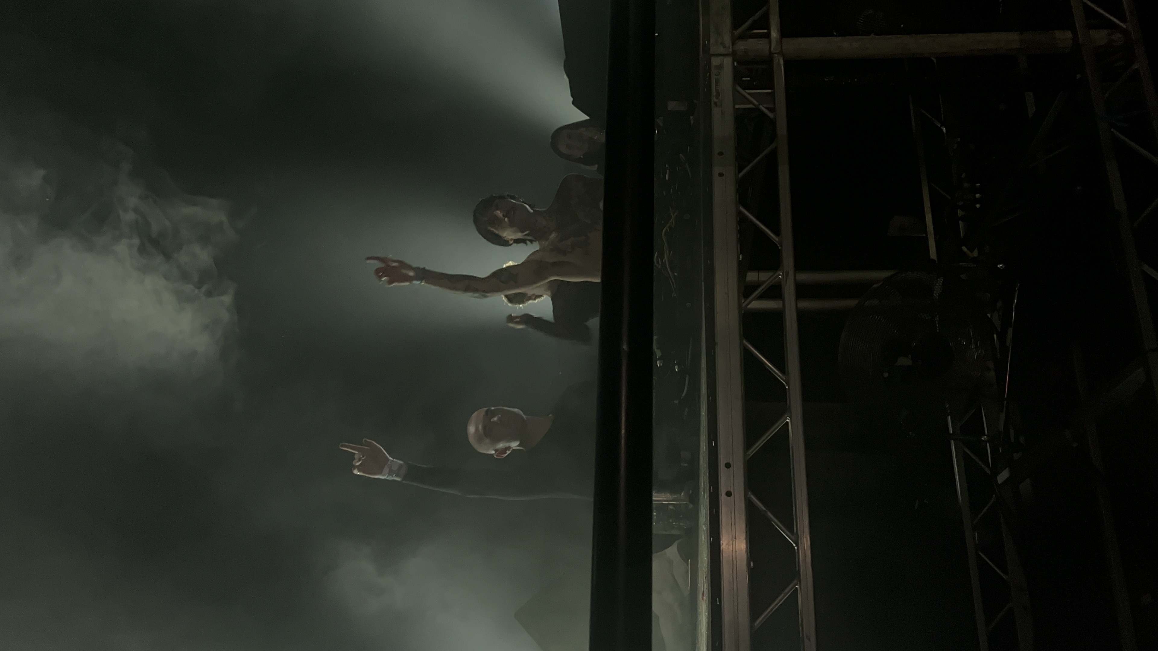 blk. Live 7
